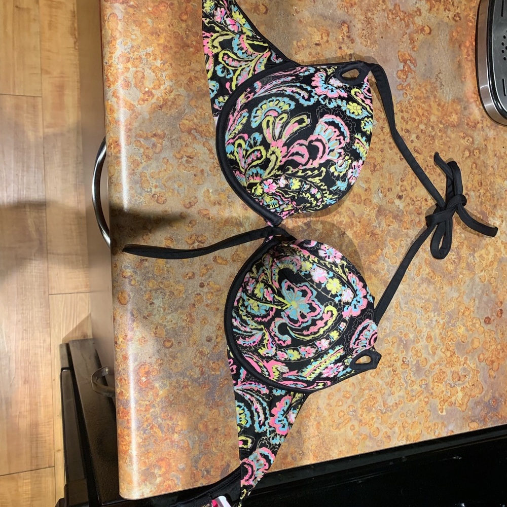Bathing suit top